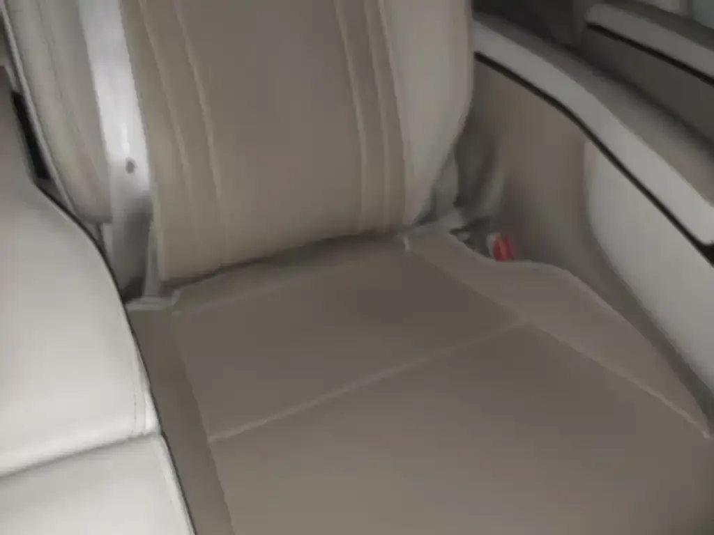 Toyota Alphard — фото 3