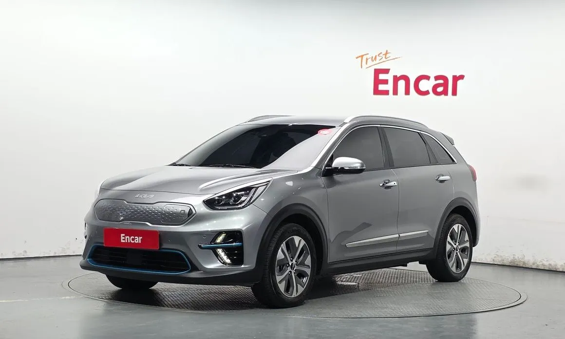 Kia Niro — фото 1