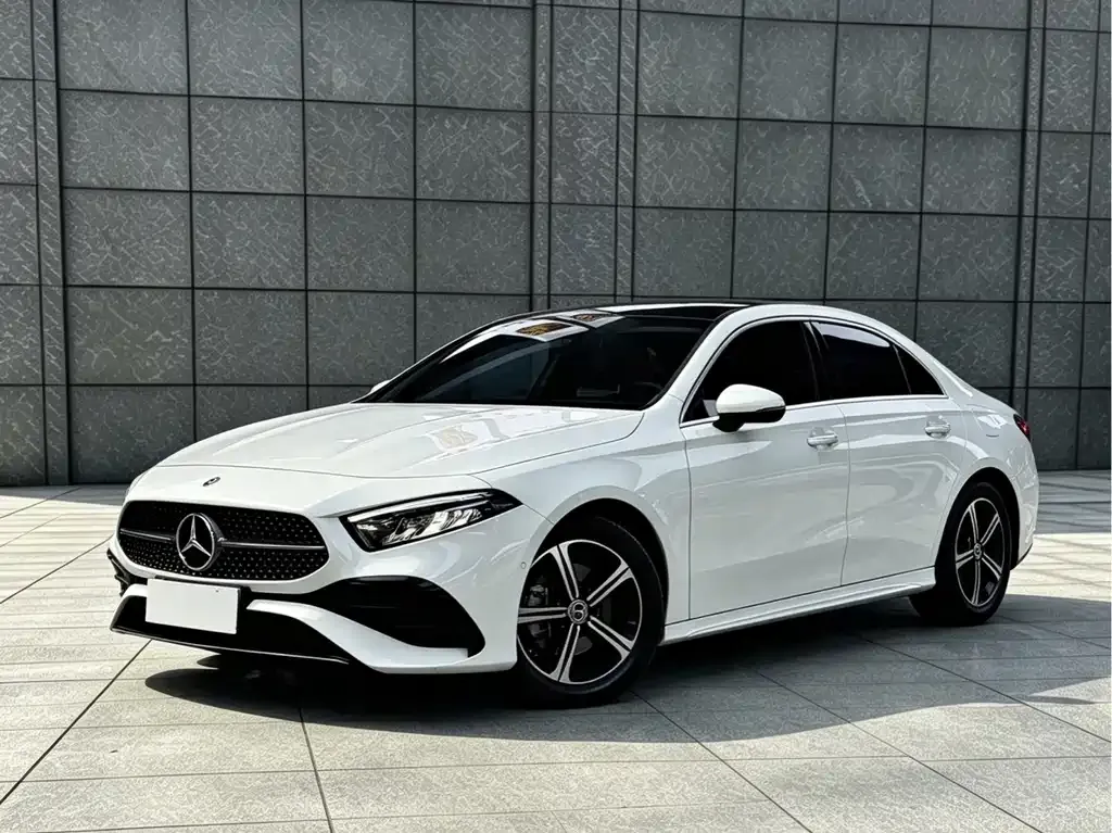 Mercedes-Benz A-Class — фото 1