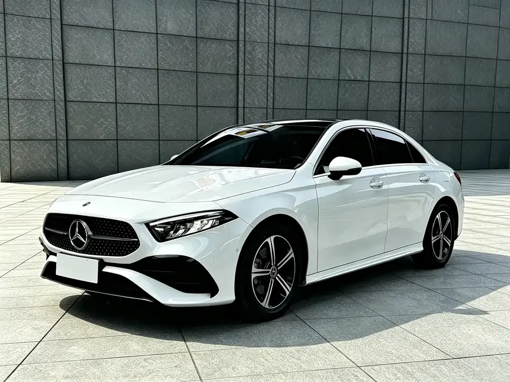 Mercedes-Benz A-Class — фото 8