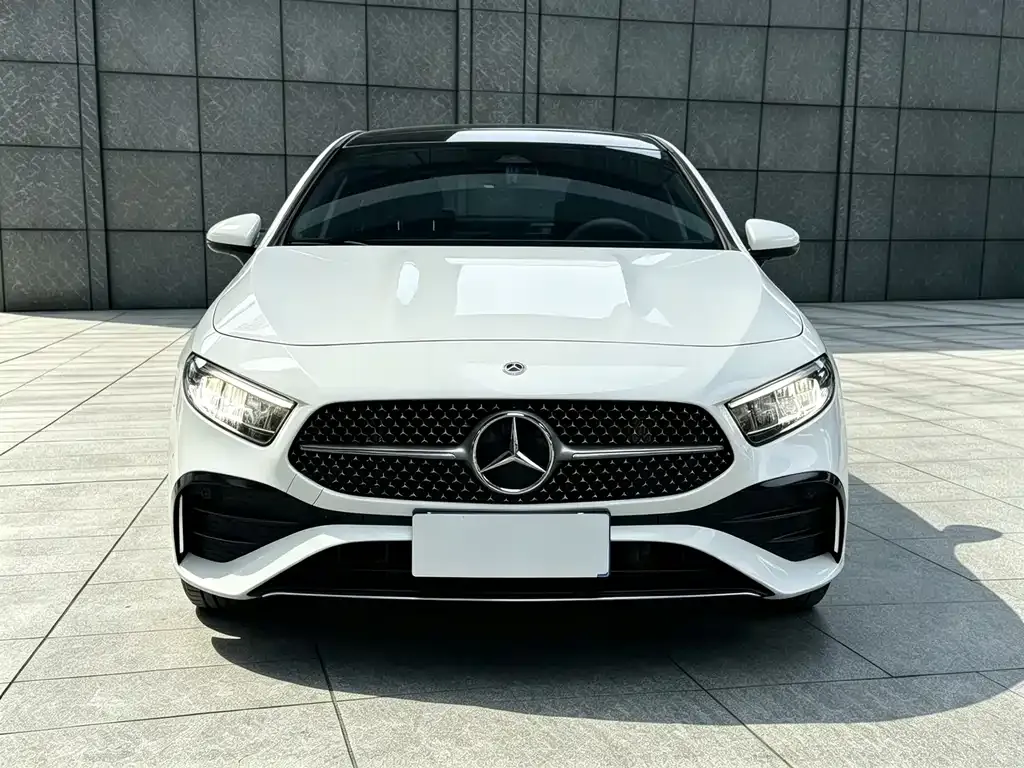Mercedes-Benz A-Class — фото 6