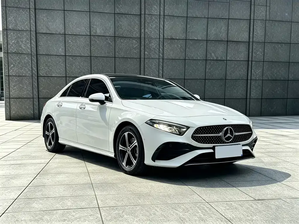 Mercedes-Benz A-Class — фото 7