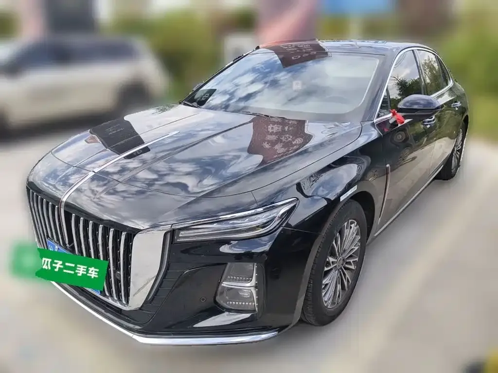 Hongqi H5 — фото 1