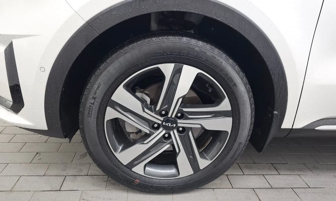 Kia Sorento — фото 7