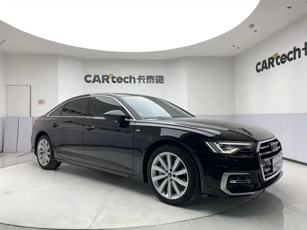 Audi A6L — фото 2