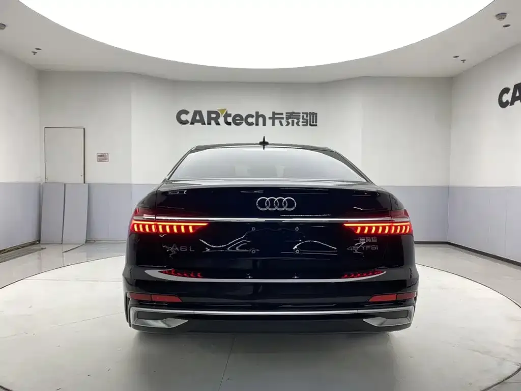 Audi A6L — фото 8