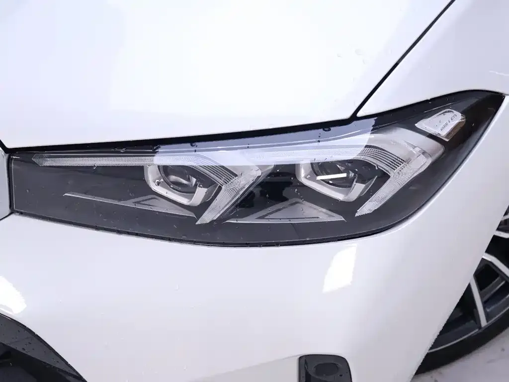 BMW 3 Series — фото 10