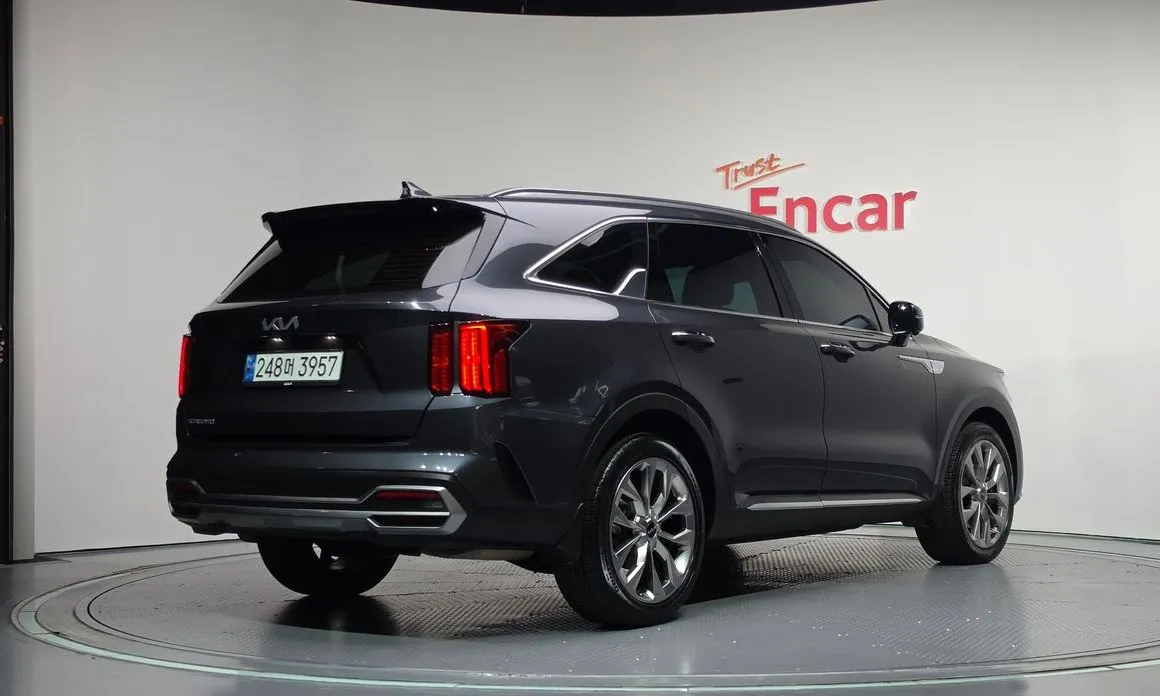 Kia Sorento — фото 5