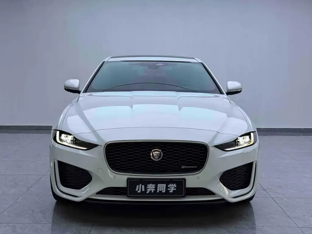 Jaguar XEL — фото 3