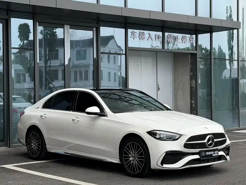 Mercedes-Benz C-Class — фото 8