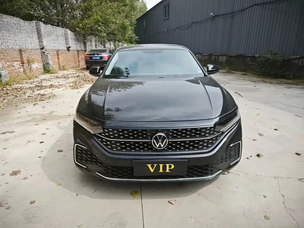 Volkswagen Passat — фото 8