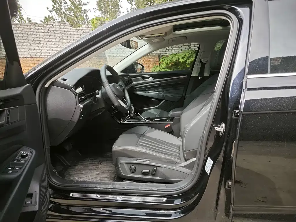 Volkswagen Passat — фото 6