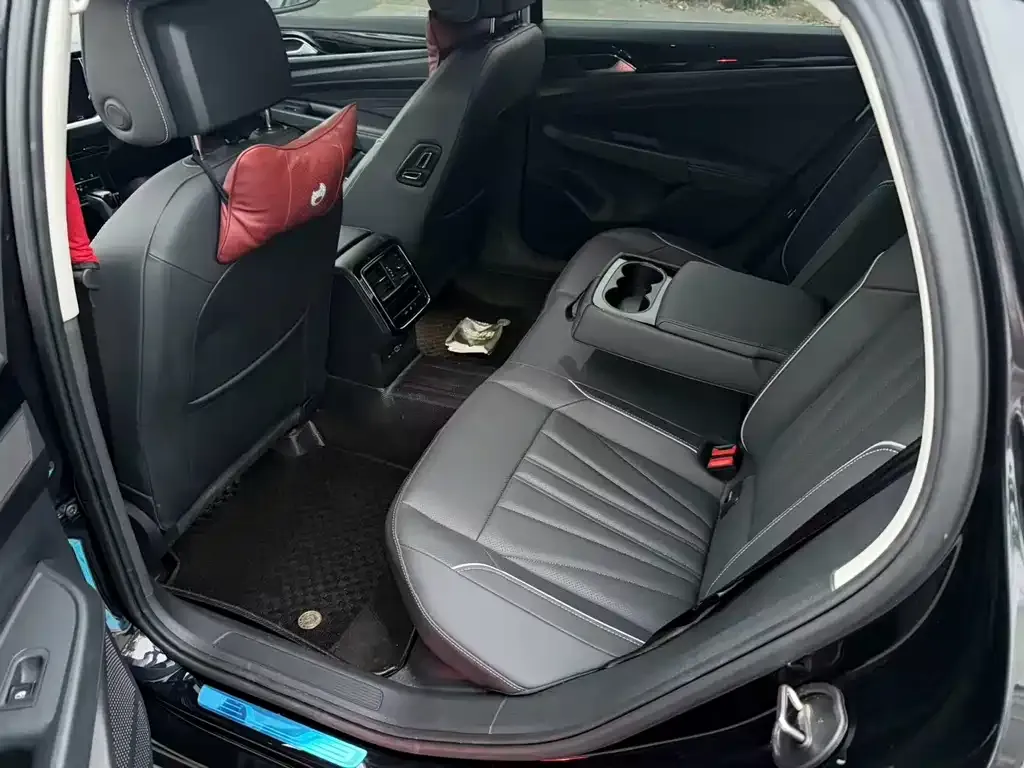 Volkswagen Passat — фото 4