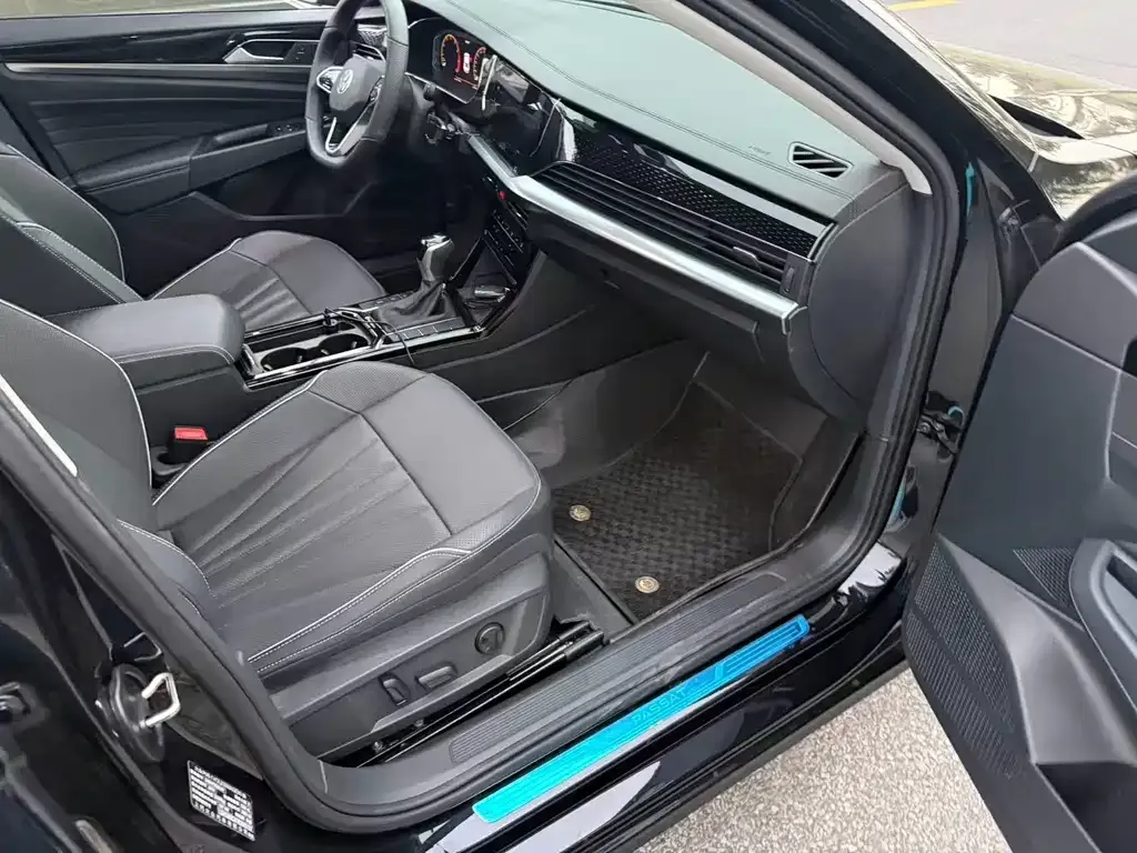 Volkswagen Passat — фото 7