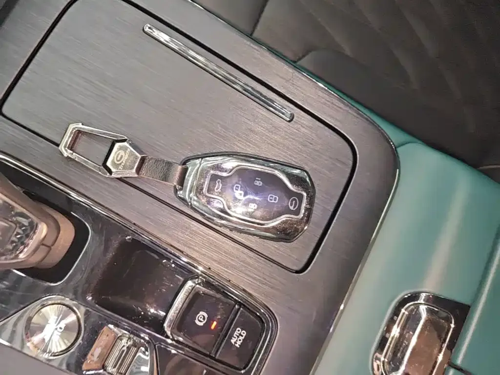 GAC Motor Trumpchi GS8 — фото 3