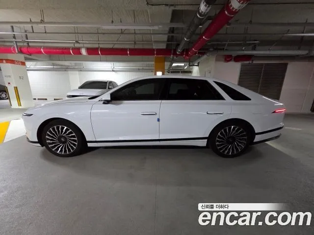 Hyundai Grandeur — фото 2