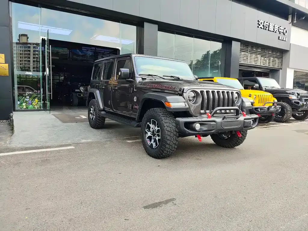 Jeep Wrangler — фото 5