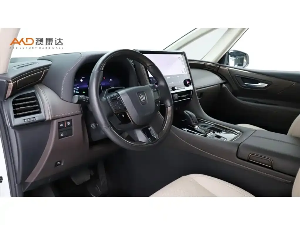 Toyota Vellfire — фото 3