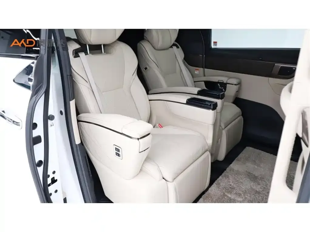 Toyota Vellfire — фото 7