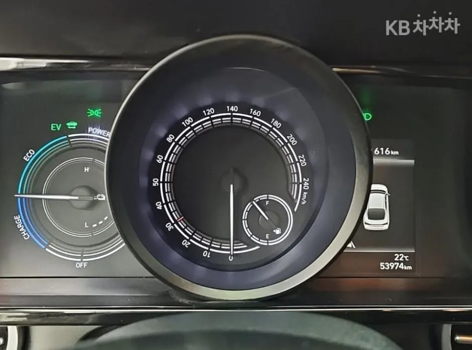 Hyundai AVANTE — фото 2