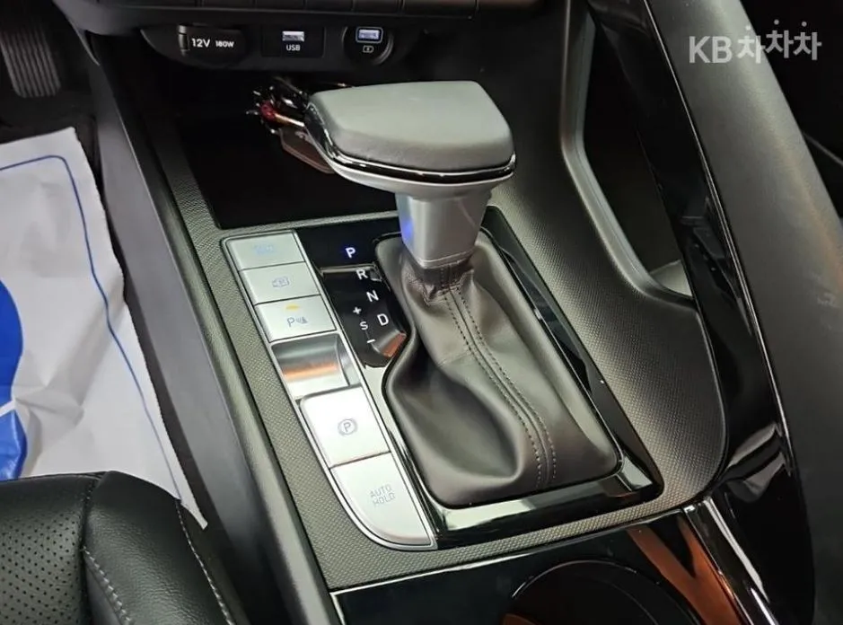 Hyundai AVANTE — фото 6