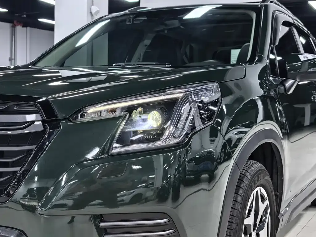 Subaru Forester — фото 9