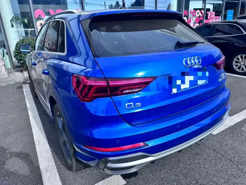 Audi Q3 — фото 4