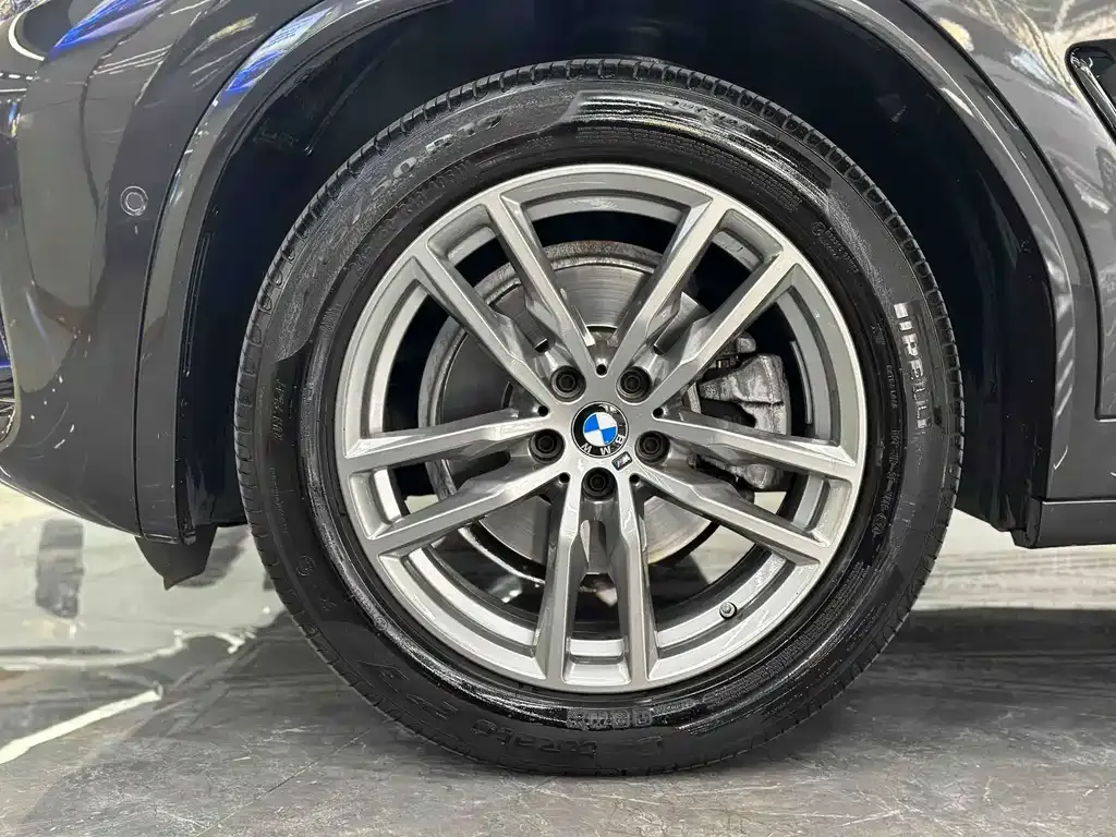 BMW X4 — фото 7
