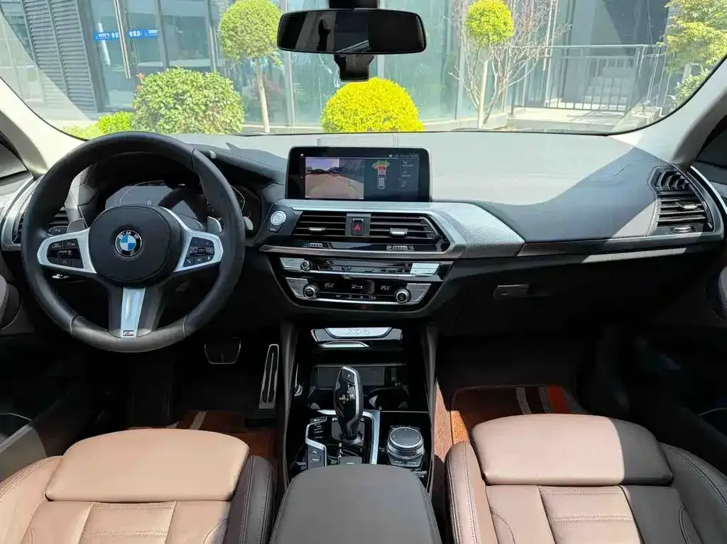 BMW X4 — фото 4