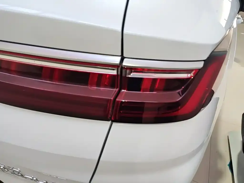 BYD PLUS New Energy — фото 2