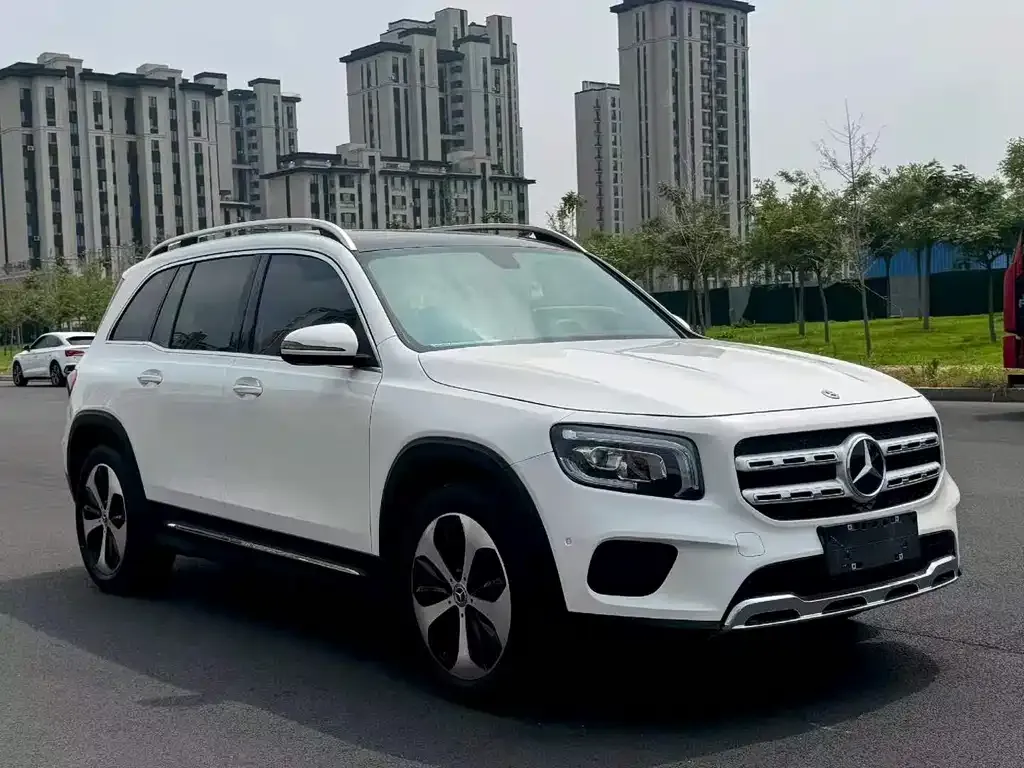 Mercedes-Benz GLB — фото 4