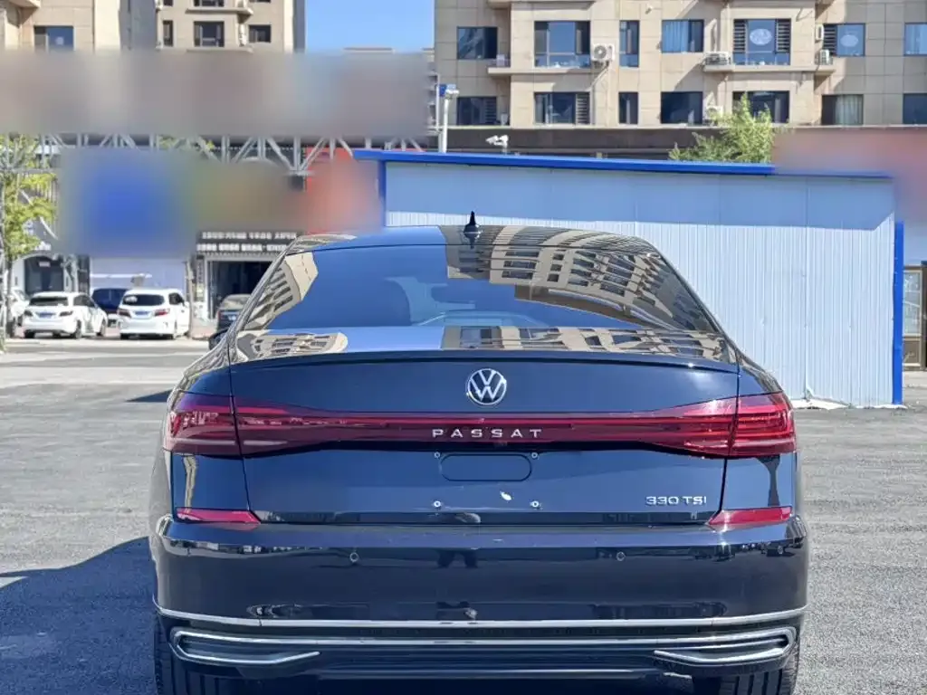 Volkswagen Passat — фото 6