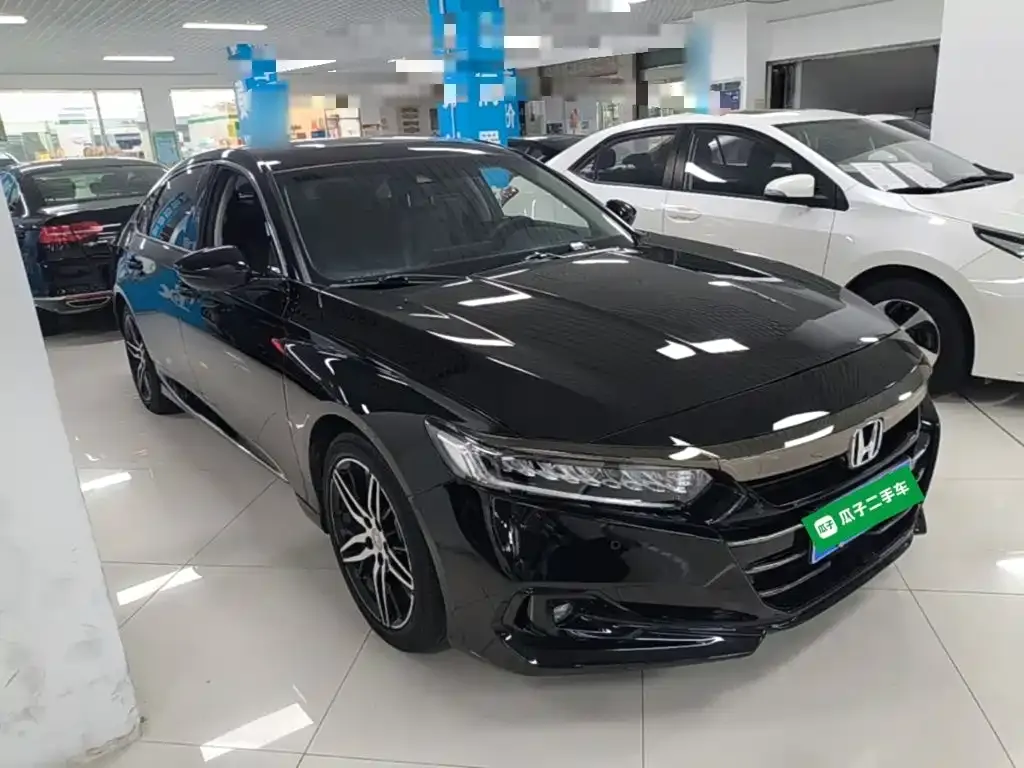 Honda Accord — фото 6