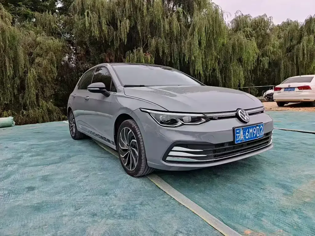 Volkswagen Golf — фото 6