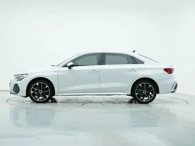 Audi A3 — фото 9