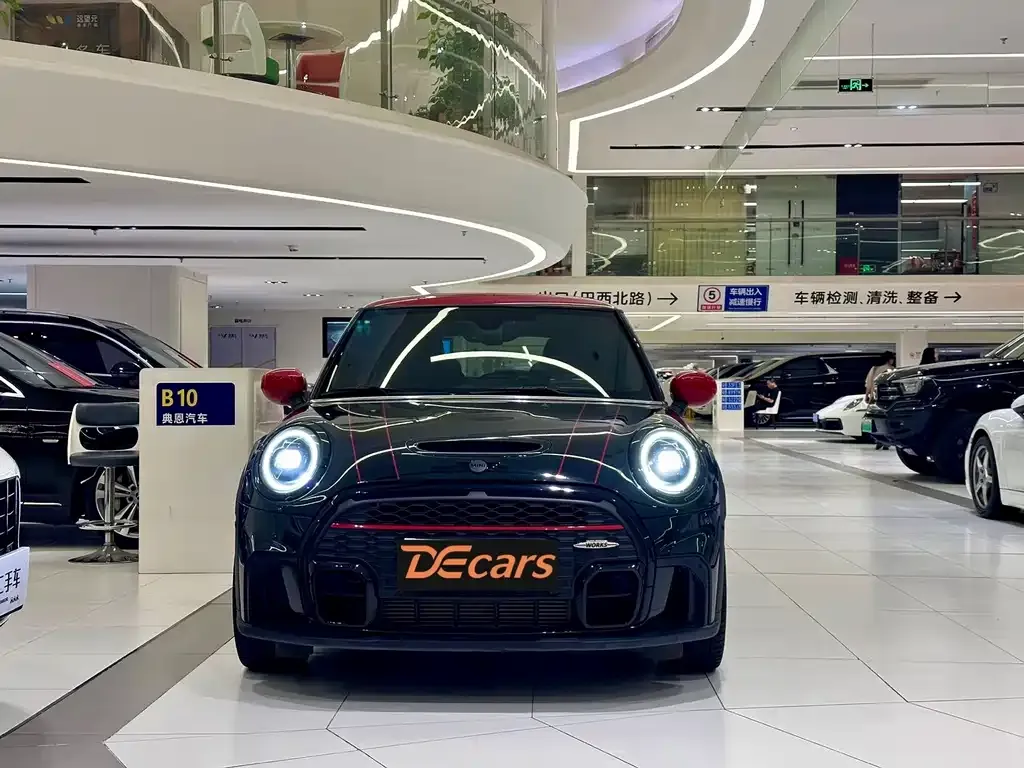MINI JCW (John Cooper Works) — фото 5