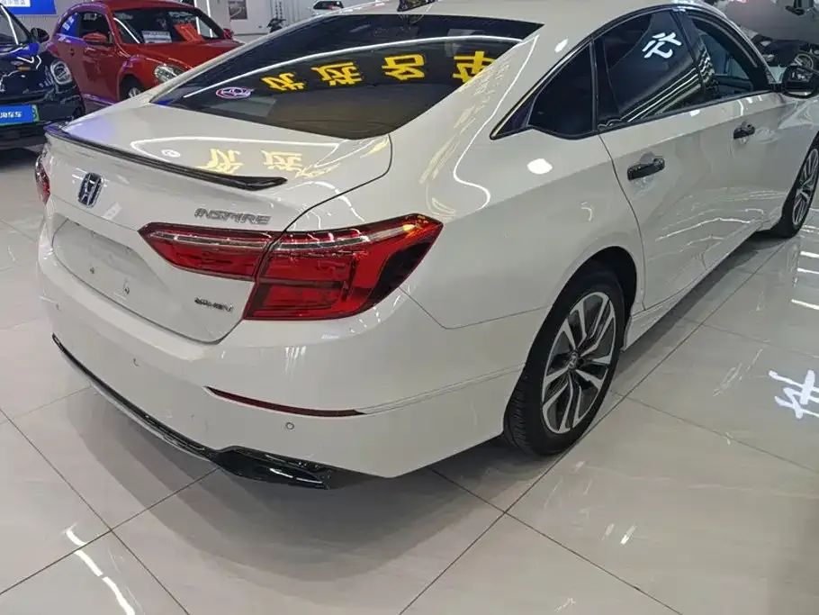 Honda Inspire — фото 5