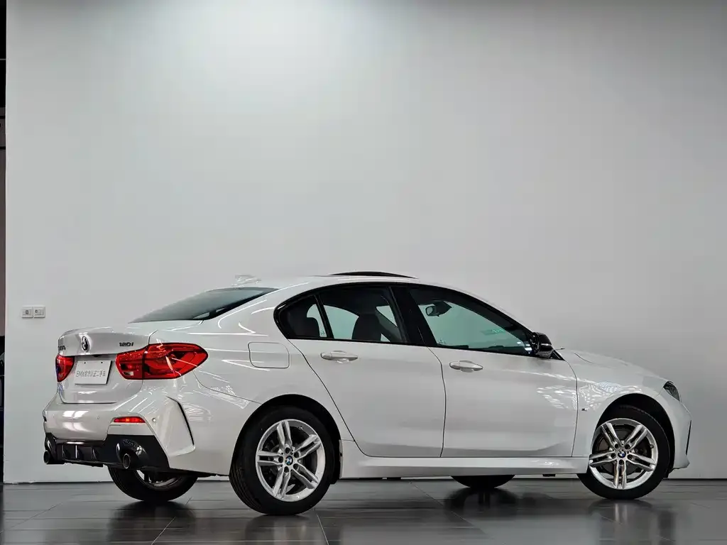 BMW 1 Series — фото 3