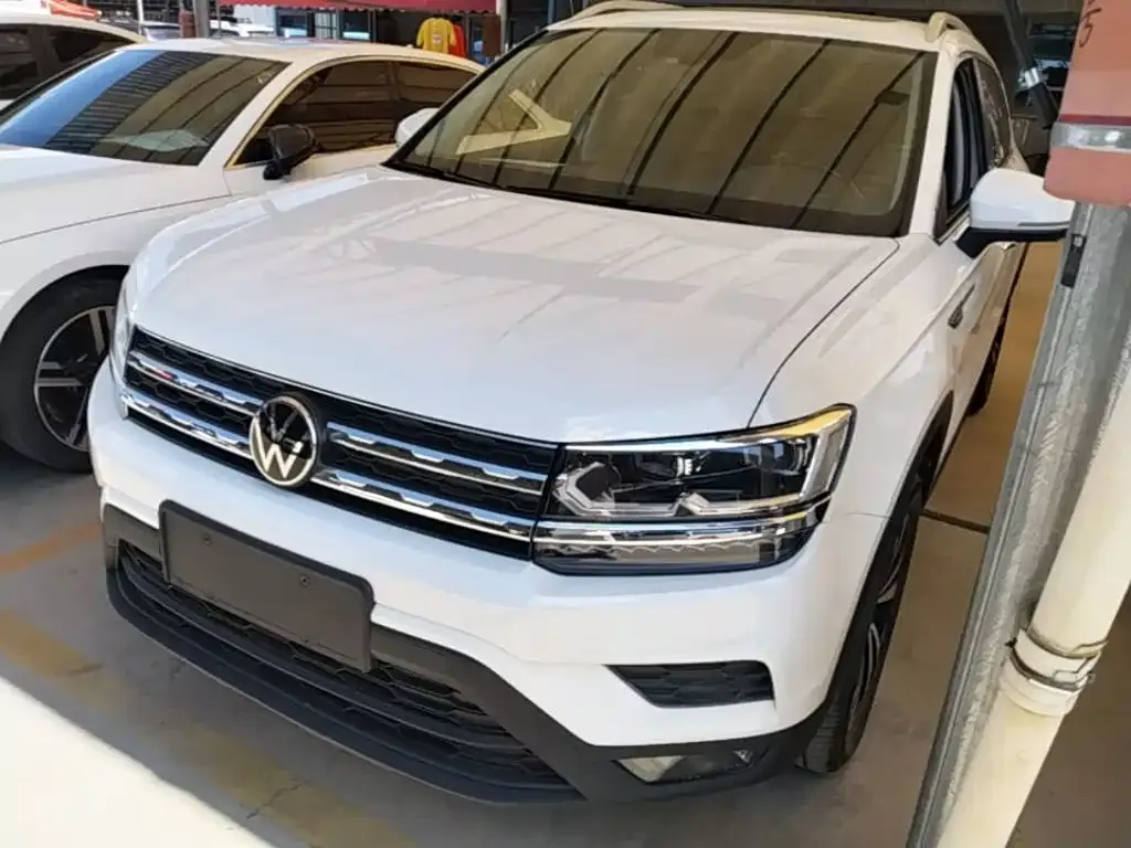 Volkswagen Tharu — фото 1
