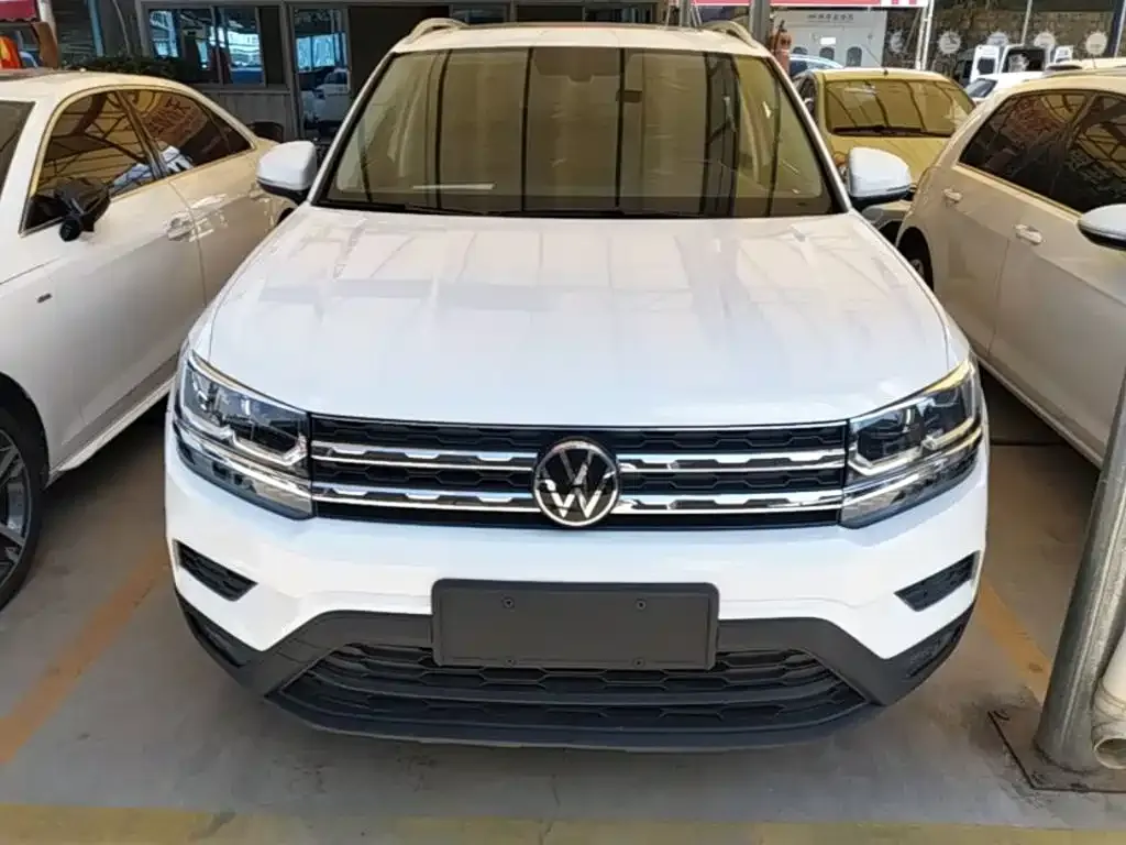 Volkswagen Tharu — фото 9