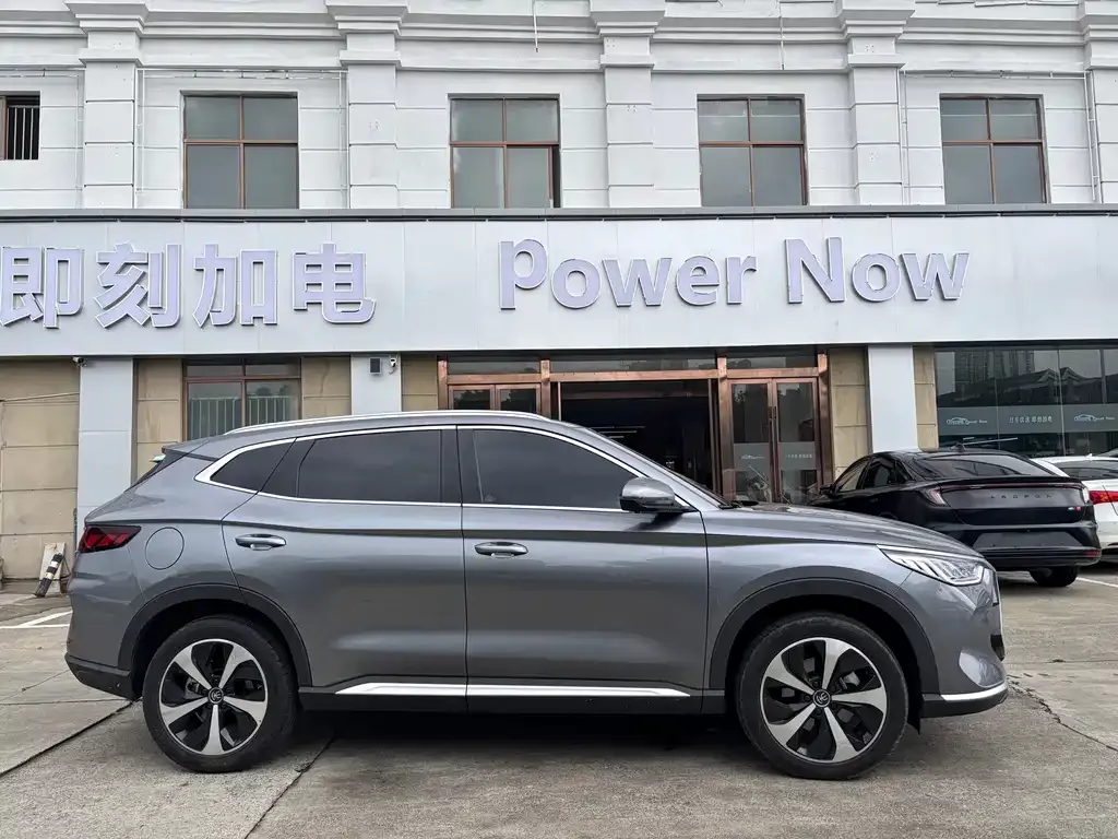 BYD PLUS New Energy — фото 6