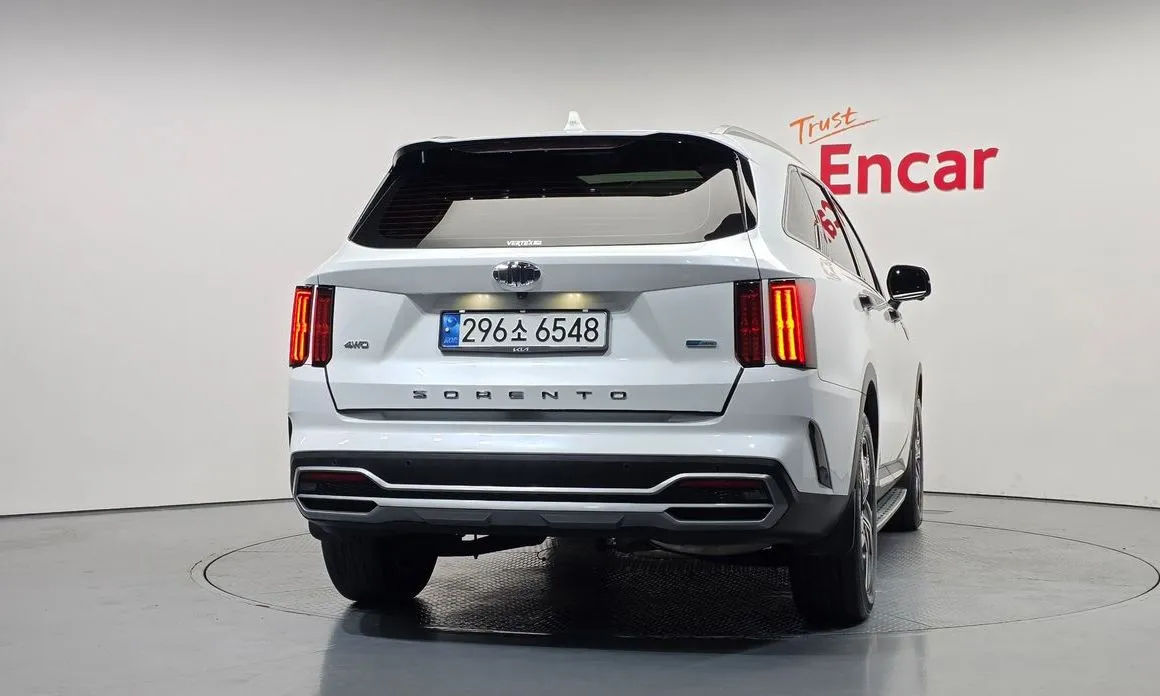 Kia Sorento — фото 6