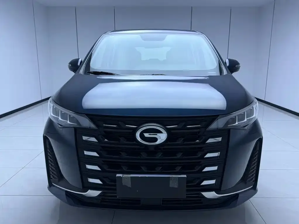 GAC Motor Trumpchi M6 — фото 1