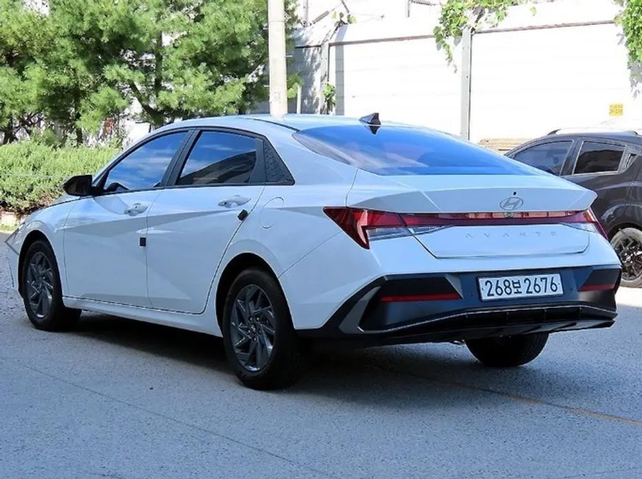 Hyundai AVANTE — фото 8