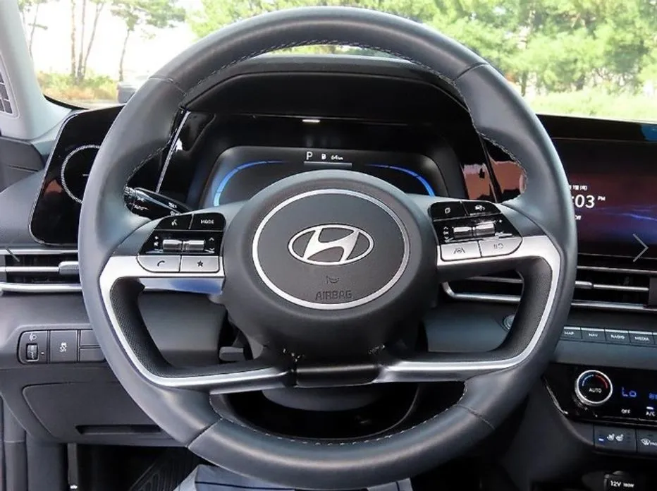 Hyundai AVANTE — фото 10