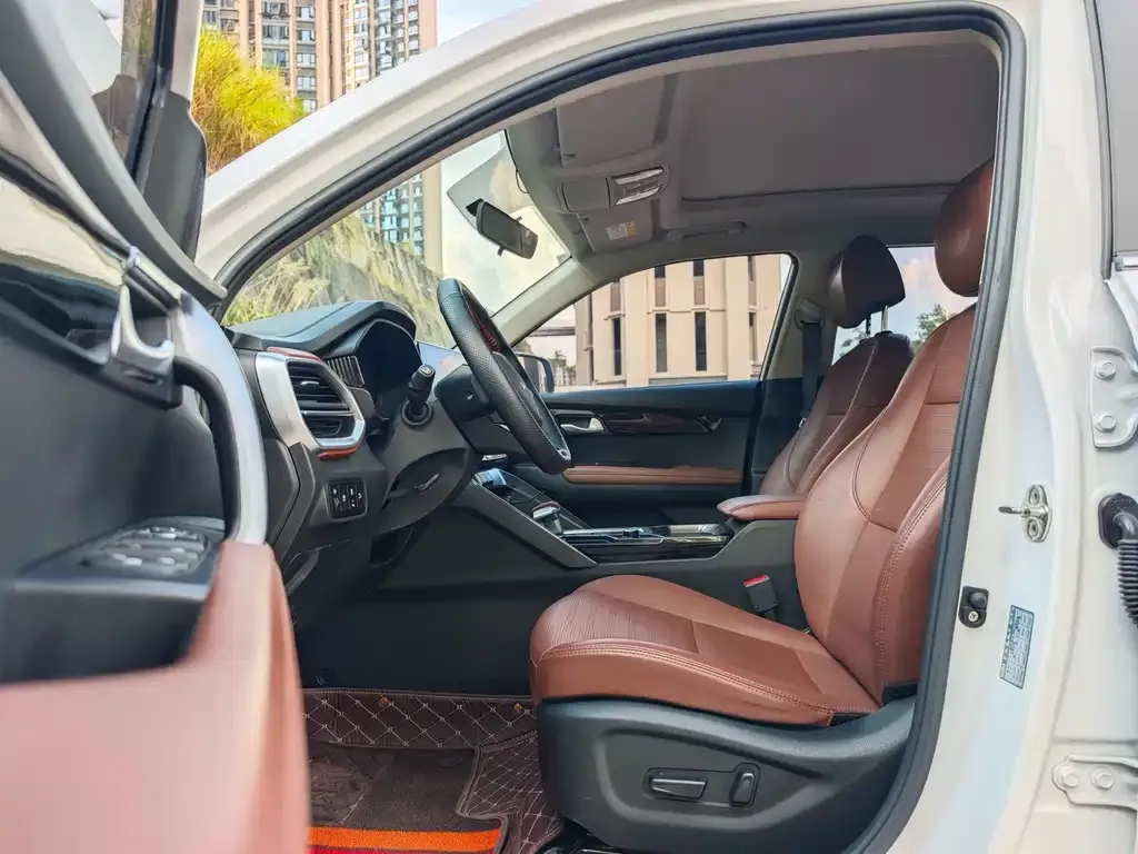 Kia Sportage — фото 8