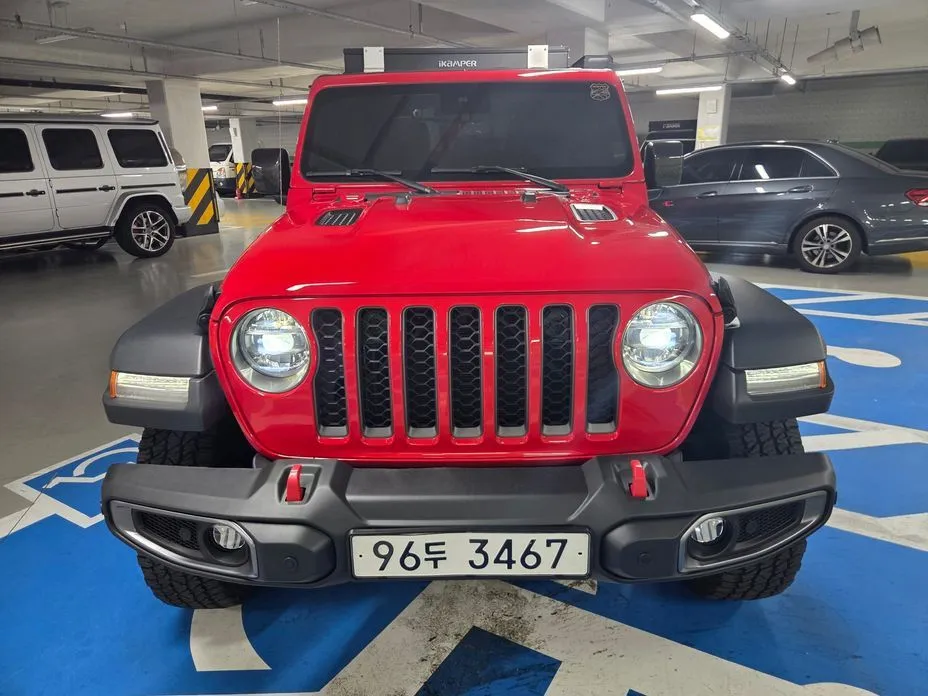 Jeep Gladiator — фото 1