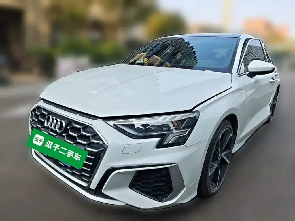 Audi A3 — фото 1