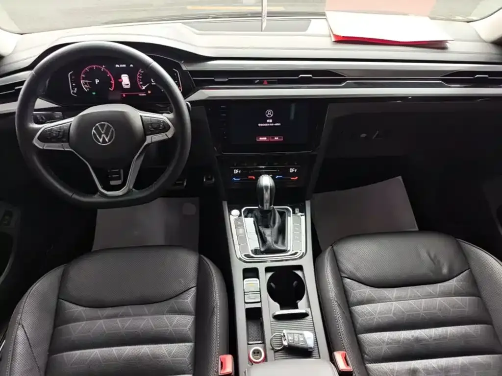 Volkswagen CC — фото 10