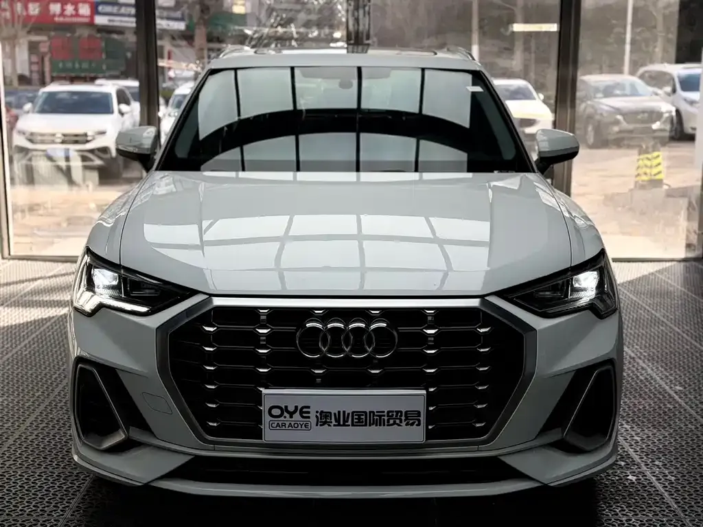 Audi Q3 — фото 5
